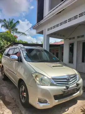 jual mobil kijang Innova tipe G tahun 2008 m/t 2000cc