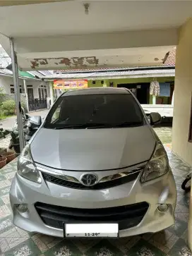 Toyota Avanza 1.3 VELOZ MATIC SILVER 2012