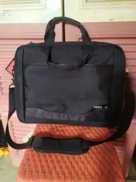 Tas laptop ( masih mulus )