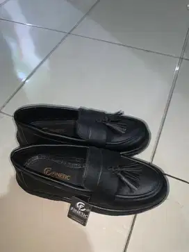 sepatu fentofel size 42 baru bisa nego