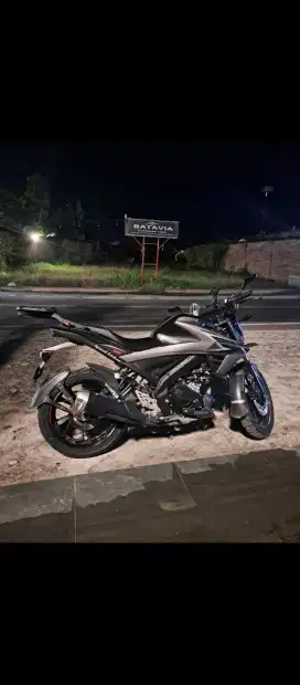 Vixion R 155 VVA Abu-Abu kombinasi Hitam