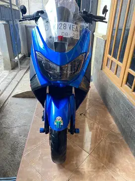 Nmax old biru 2018