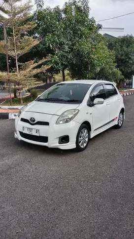 Toyota Yaris 2012 Bensin