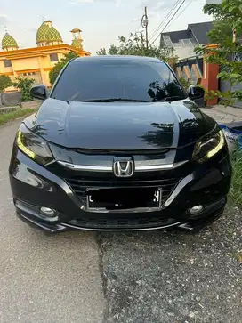 Honda HRV 1,8 Prestige-2015