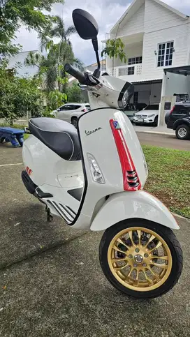 VESPA SPRINT 150 RACING SIXTIES 2020