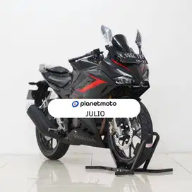 HONDA CBR 150R 2022 - FREE HELM [GARANSI 5000 KM]