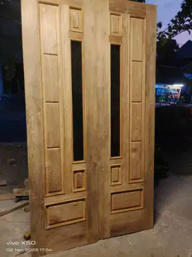 Pintu kayu jati dan mahoni