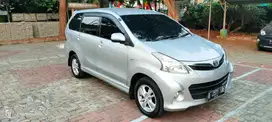 Toyota avanza veloz metic 2012