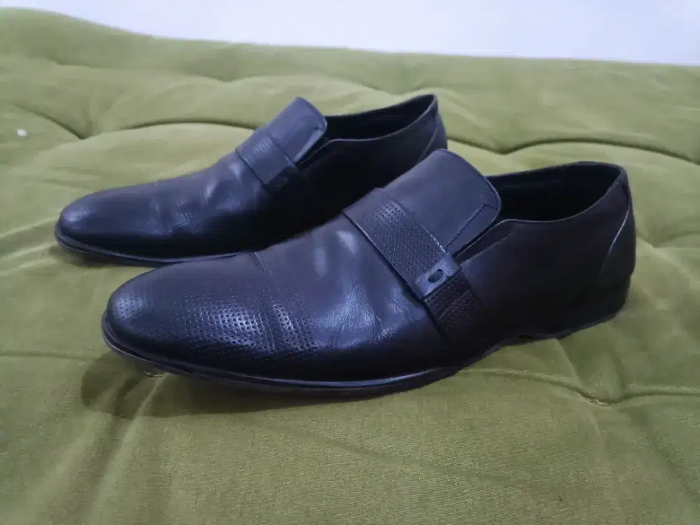 Sepatu Kulit Andre Valentino