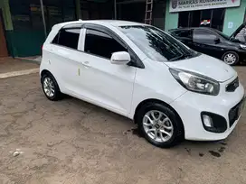 Kia Picanto 2012 Bensin