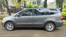 Nissan Grand livina XV AT