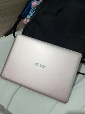 Jual laptop asus X441U