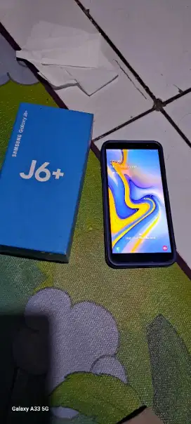 Di jual.Samsung J6+ ram 4/64 komplit