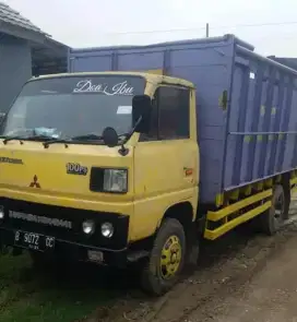 Truk colt diesel 100 ps dabel th 1995