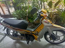 F1ZR milenium 2000 Asli Kuning