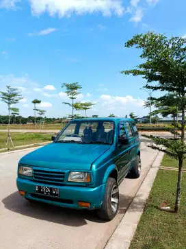 ISUZU PANTHER SOLAR