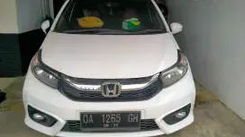 Jual Mobil Brio E Metic