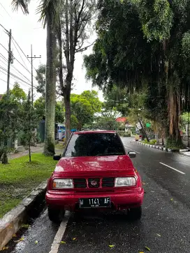 Suzuki Escudo Nomade