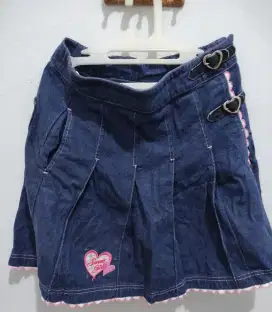 Rok jeans anak perempuan motif love