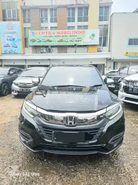 HRV E SE 1.5 Matic 2021 hitam istimewa dp 25 jt