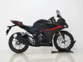 Honda New Cbr 150r 2022 bergaransi mesin 5000km