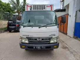 Hino Dutro 110 SD engkel box freezer tahun 2016 pendingin aktif beku20