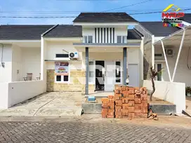 Dijual Rumah Modern Minimalis di Kawasan Perumahan Elit Klatak - Bwi