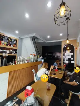 dijual murah ruko beserta usaha cafe di harapan indah bekasi