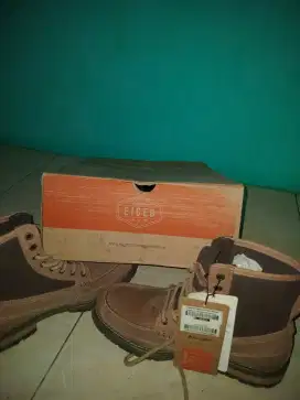 Sepatu Eiger ori