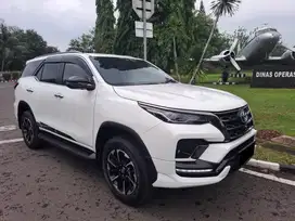 Toyota Fortuner 2.4 GR Sport AT nik.2022 Putih Tangan Satu Antikk