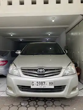 toyota kijang innova 2011 2.0 g at bensin matic inova