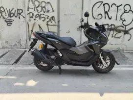 Honda adv 160 abs th 2023 km low istimewq