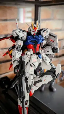 GUNDAM AILE STRIKE MG