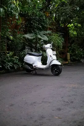 PIAGGIO VESPA MATIC LX 150 2VIE 2012 MURAH BERGARANSI