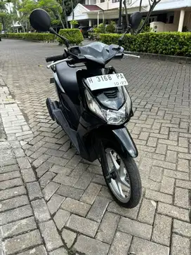 Honda Beat KARBU hitam 2012