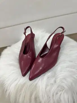 Sepatu dan sandal wanita