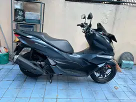 Honda Pcx 160 Abu abu 2022 Tangan pertama