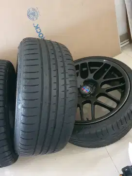 Velg HSR 19 + Ban Accelera 235/245 35 ZR19