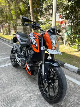 MOTOR KTM DUKE 200 2012