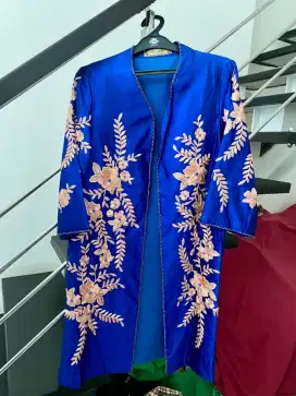 outwear warna biru size m