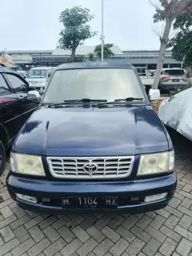 Toyota Kijang kapsul LGX 2000CC THN 2001 , MANUAL ,Bensin. DIJUAL CPAT