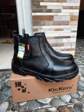 Sepatu kulit asli safety ujung besi slip on