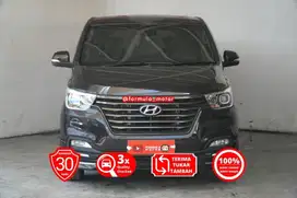 Hyundai H1 2.5 XG Matic AT diesel solar 2018 coklat tua H-1 DP minim