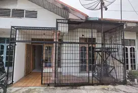 Dijual rumah murah tengah kota dekat Pasar Jl. Kenanga - Pekanbaru