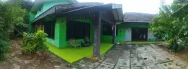 Rumah luas  Ciracas kelapa dua wetan