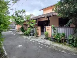 Rumah sederhana cantik murah area UMS surakarta Solo