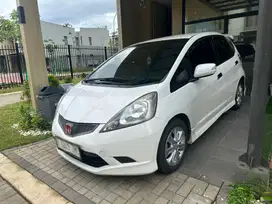 Honda Jazz GE8 1.5 E AT