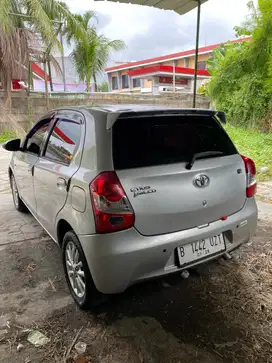 Toyota Etios Valco 2013 Bensin