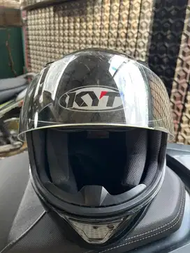 Helm KYT Full Face Black