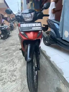 Dijual motor revo